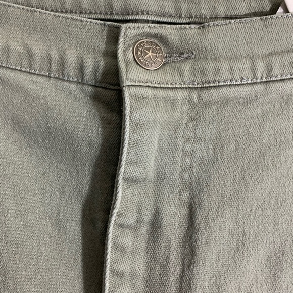 Cherokee Women Green midrise tapered plus size jeans stretch denim. Size: 20W. - Picture 8 of 9